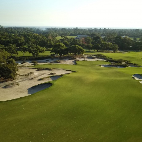 Peninsula Kingswood Country Golf Club
