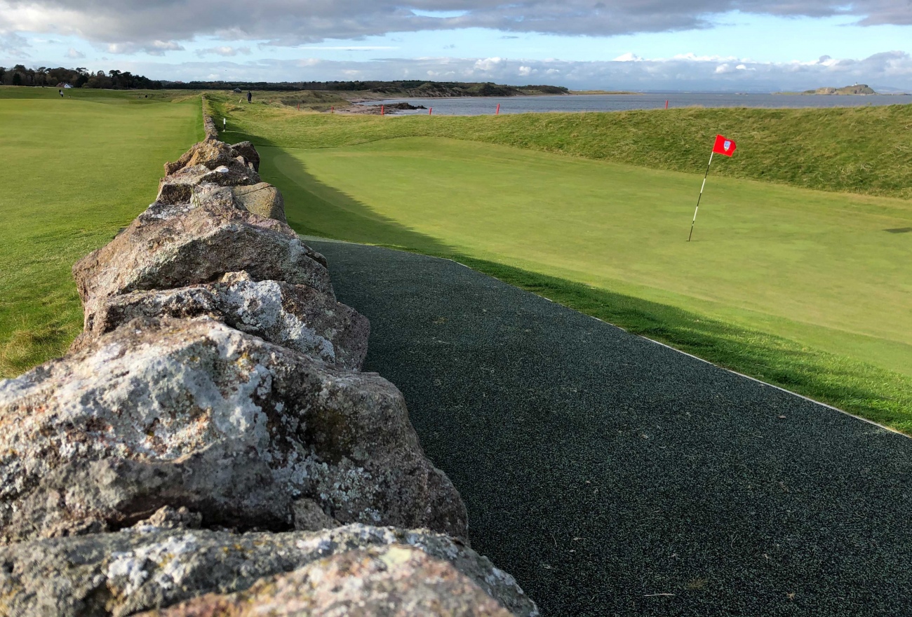 The quirky par-4 13th at North Berwick is a linksland gem