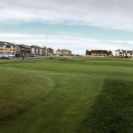 Prestwick Golf Course  (6908 yards, par71)
