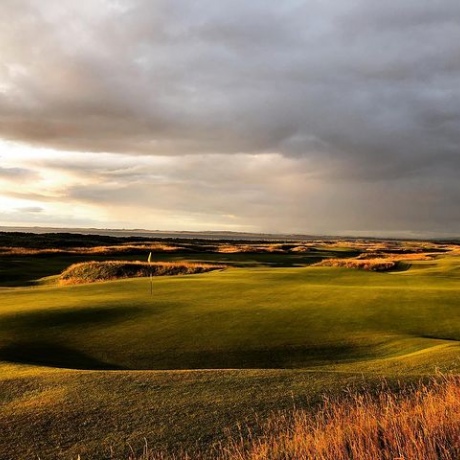 Royal Dornoch (6514 yards par 70)