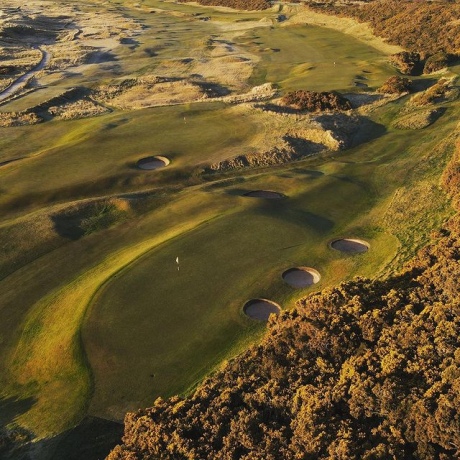 Royal Dornoch (6514 yards par 70)